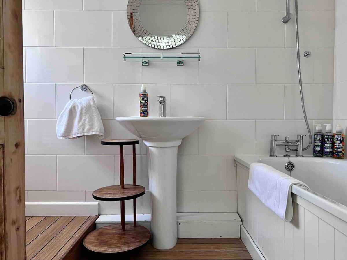 Cosy Weavers Cottage - Heart Of Frome Buitenkant foto